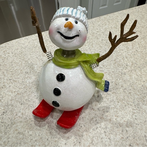 Fritz and Floyd essentials jiggling Christmas snowman - Picture 10 of 11